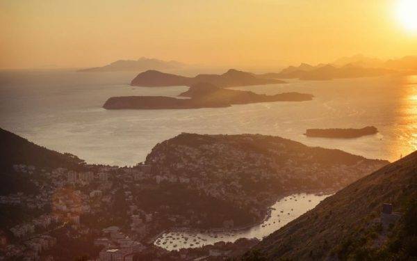 itinerary_lg_Croatia_Dubrovnik_Sunset_Coastline_Islands-Shereen_Mroueh_2014-