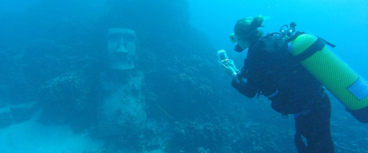 Maya scuba diving at Easter Island